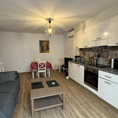 Cosy Poullan, 2-Bedroom Apartment, 200 M From The Beach Ницца Экстерьер фото